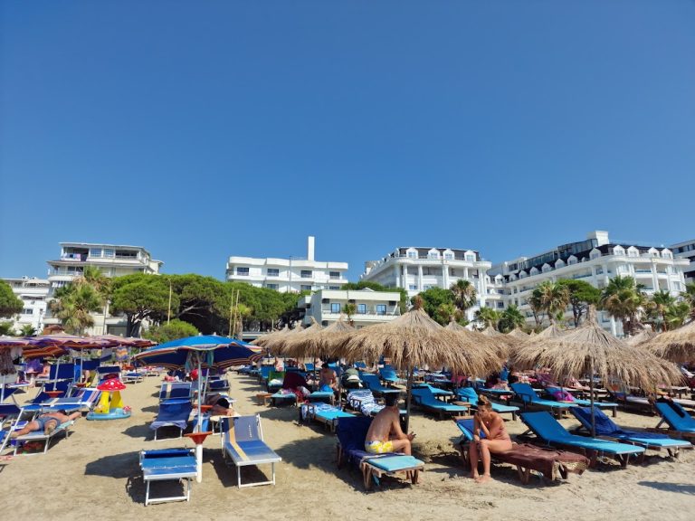 sun-holiday-albania